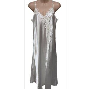 Alexandra Nicole Large White Satin/Lace Sequence Nightgown Long slip dress